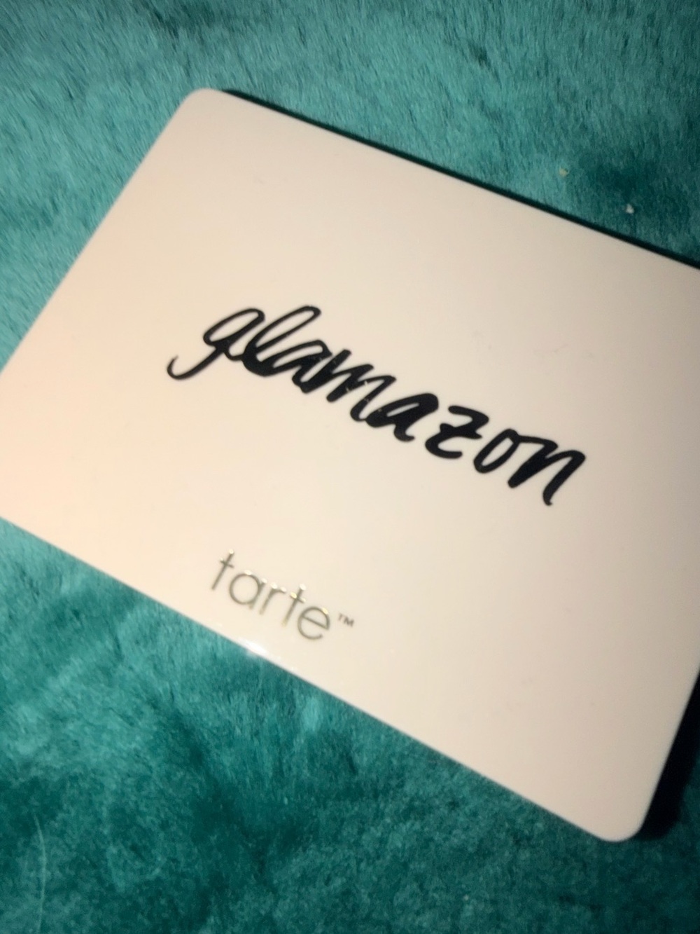 tarte Glamazon Compact